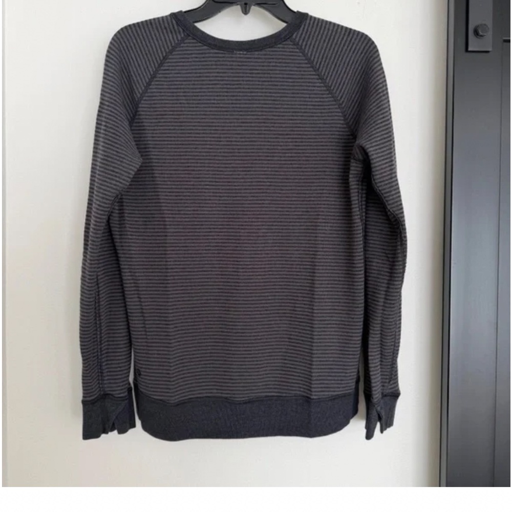 LULULEMON Open Your Heart Long Sleeve II Reversible Size 8 - Picture 10 of 11